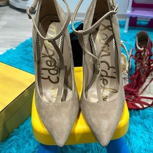 Sam Edelman beige heals never been worn